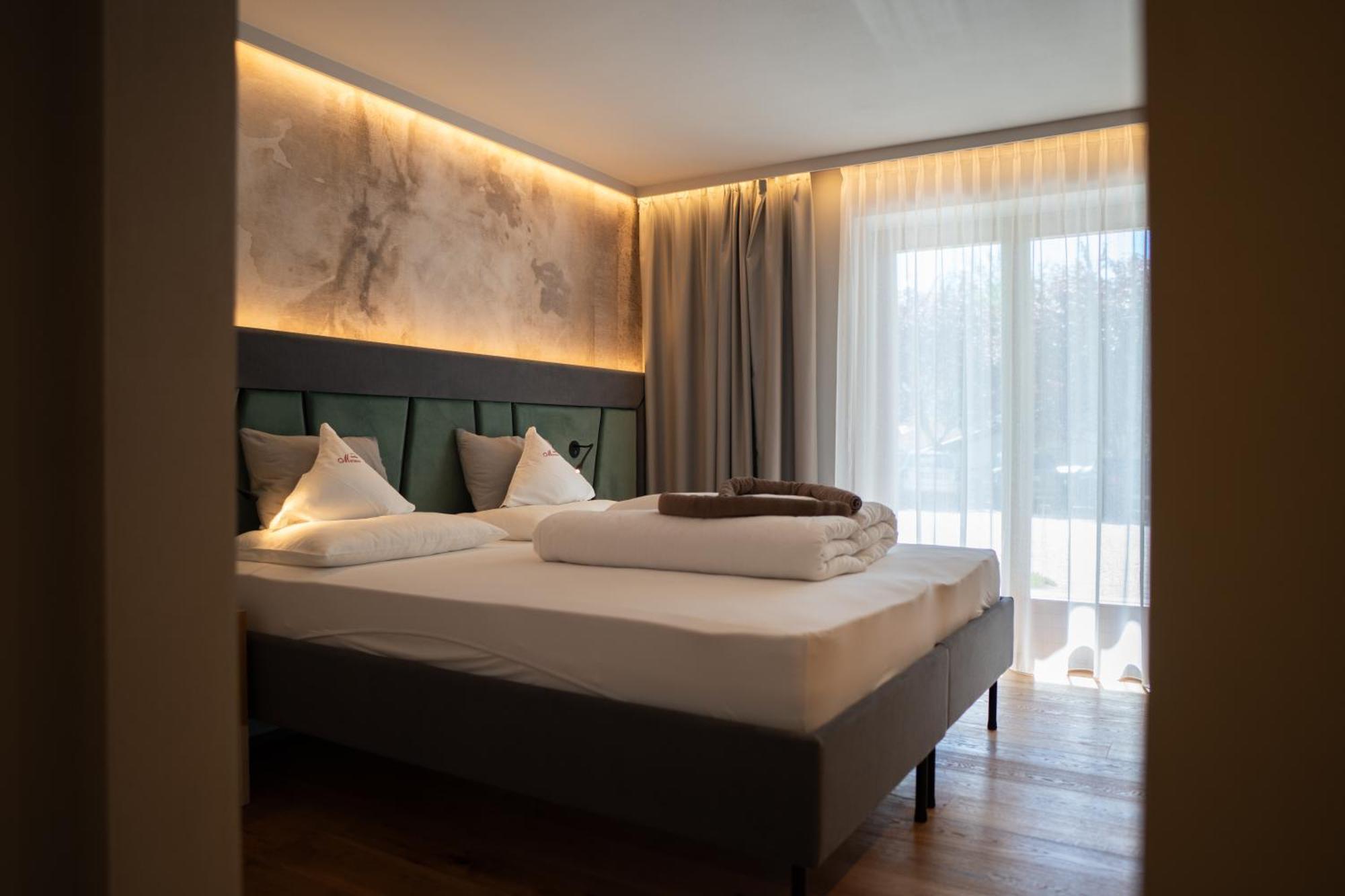 Bed and Breakfast Garni Marianne Malles Venosta Esterno foto