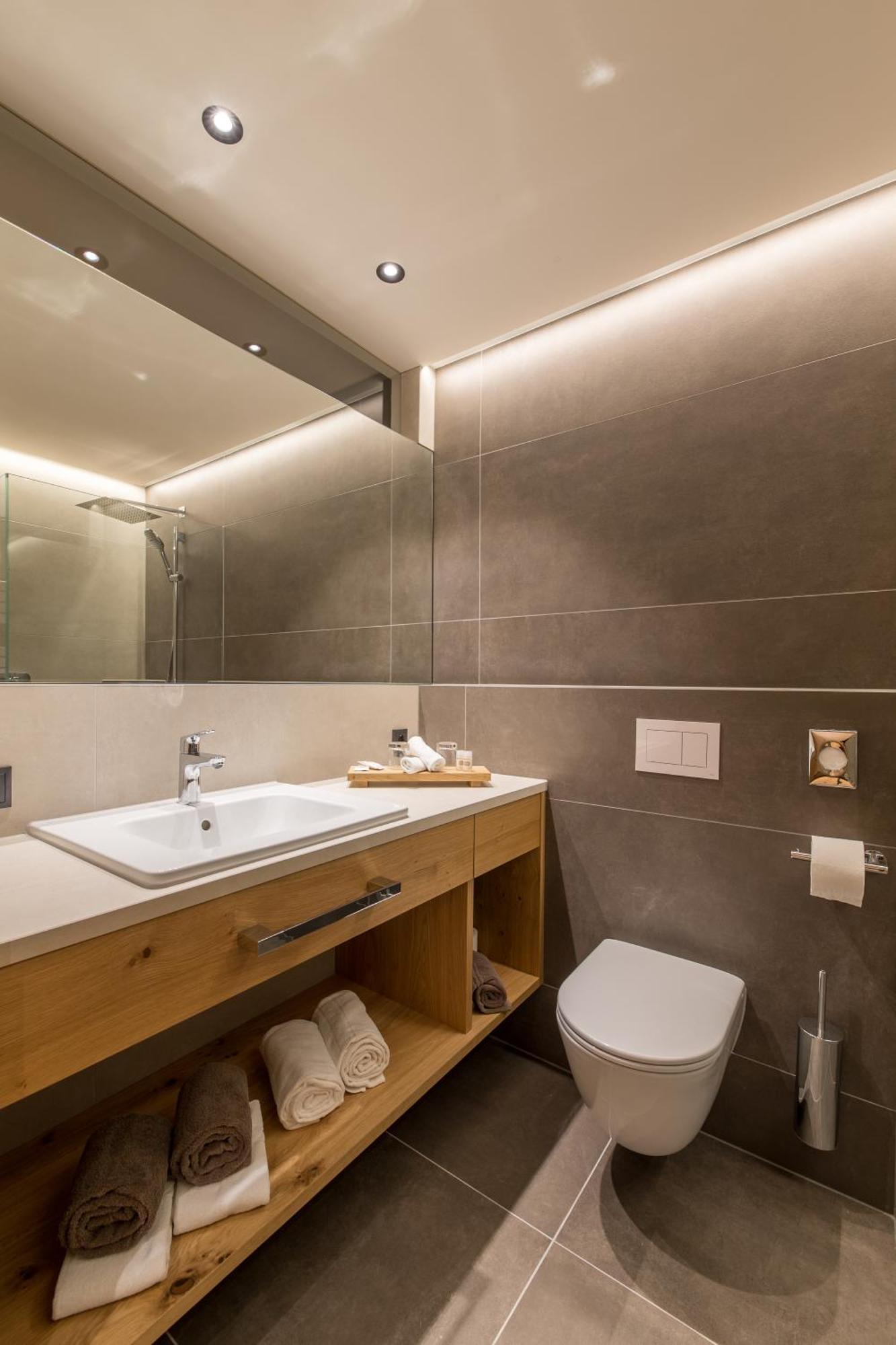 Bed and Breakfast Garni Marianne Malles Venosta Esterno foto