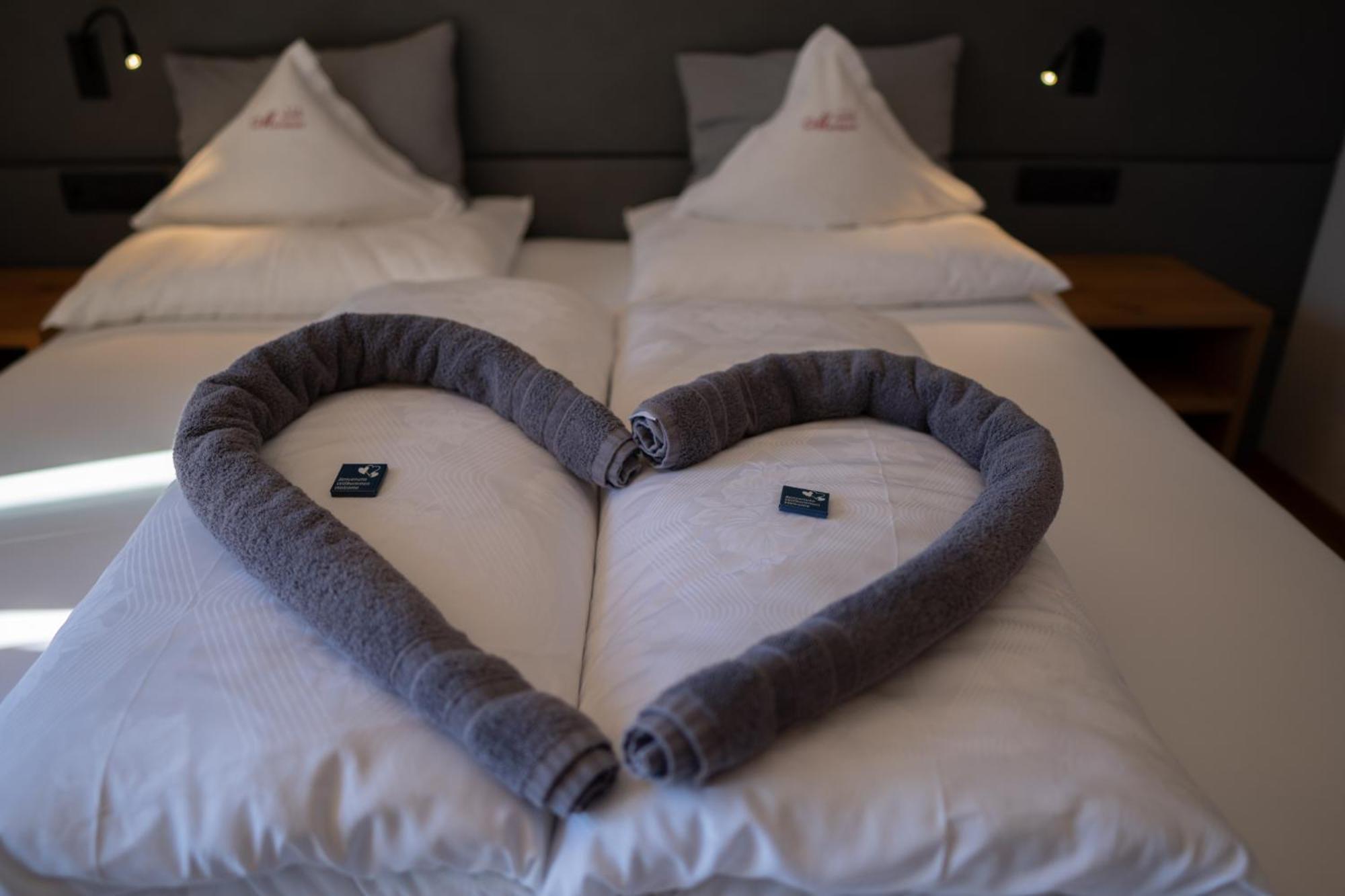 Bed and Breakfast Garni Marianne Malles Venosta Esterno foto