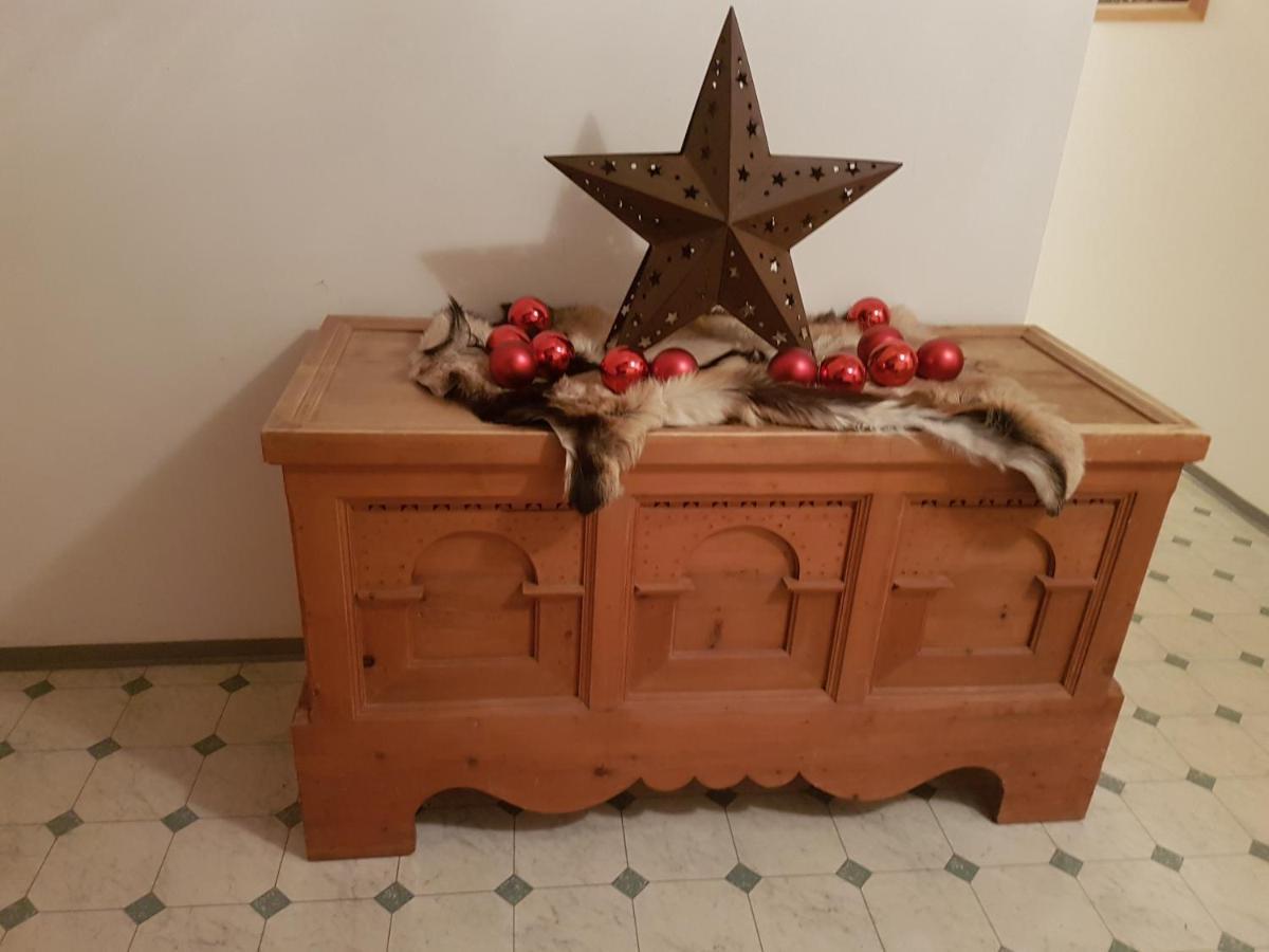 Bed and Breakfast Garni Marianne Malles Venosta Esterno foto